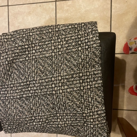 Banana Republic tweed wool skirt - Picture 6 of 7